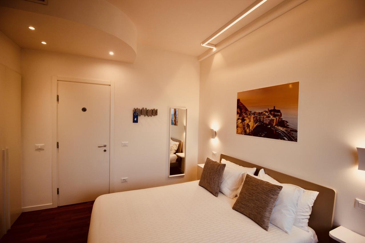 Guesthouse Il Grattacielo Sul Golfo Специя Екстериор снимка